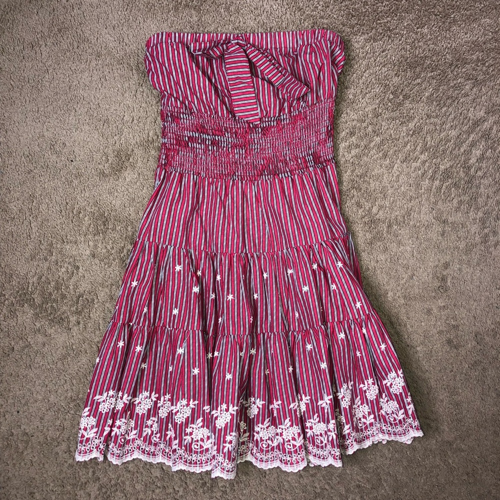 Yumi Red Dress Size Medium